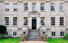 Arrange Complete Decant of a Grade I Listed home